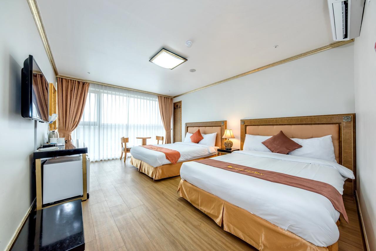 Pearly Hotel Jeju Exterior foto